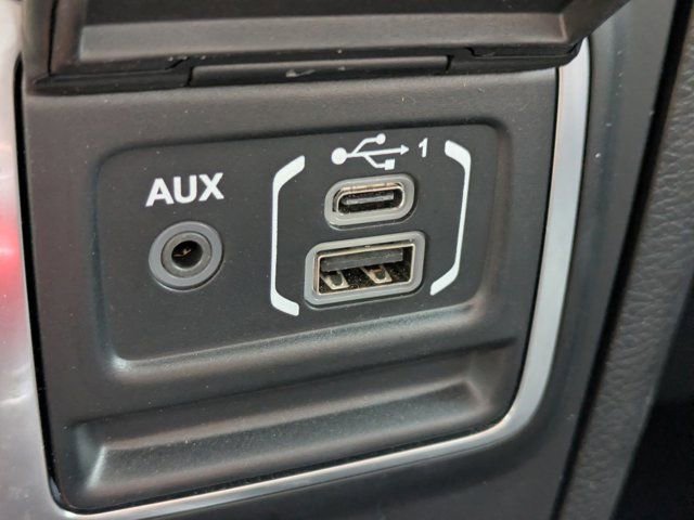 Used 2021 Jeep Gladiator Sport image 18