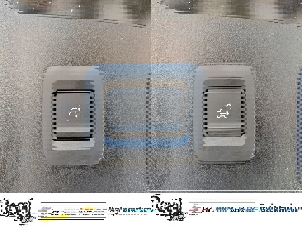 Used 2023 MAZDA CX-5 Signature image 9