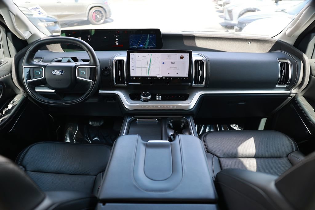 Used 2025 Ford Expedition Platinum w/ Driver's Package image 25