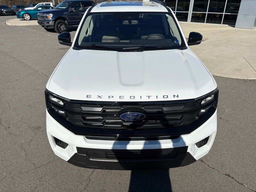 Certified 2025 Ford Expedition Active image 10