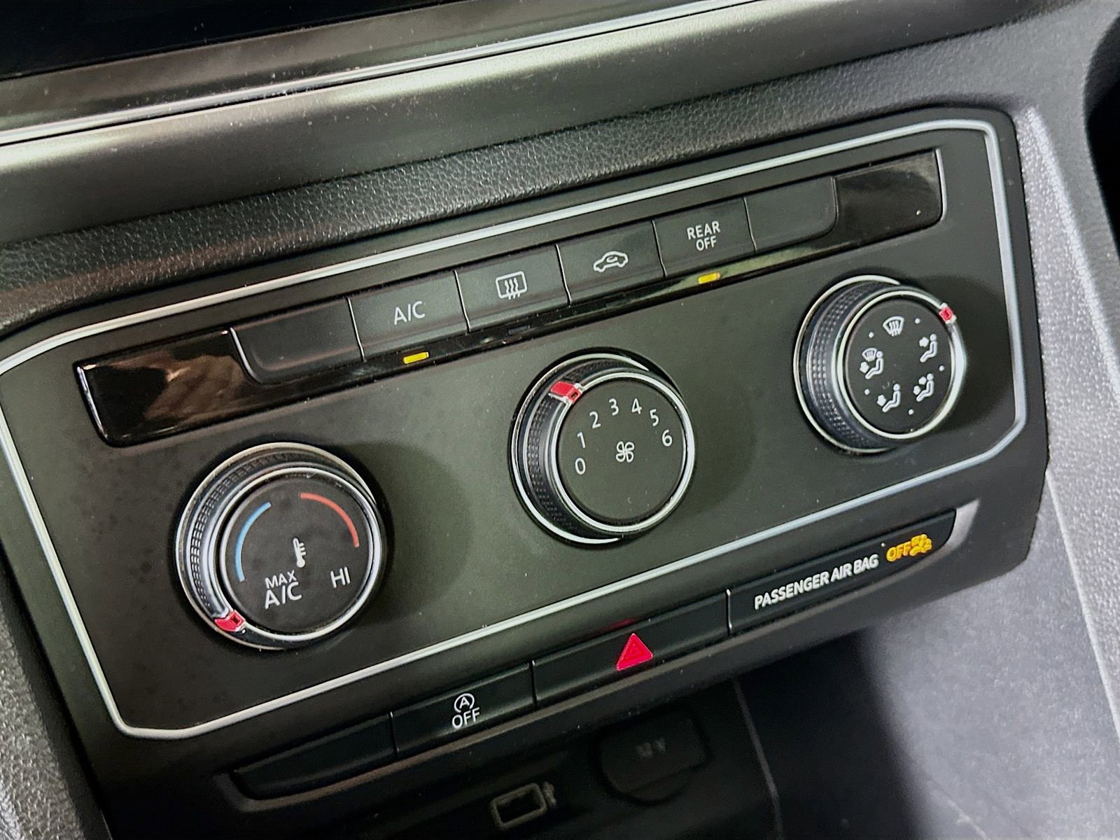 Used 2018 Volkswagen Atlas Launch Edition image 16