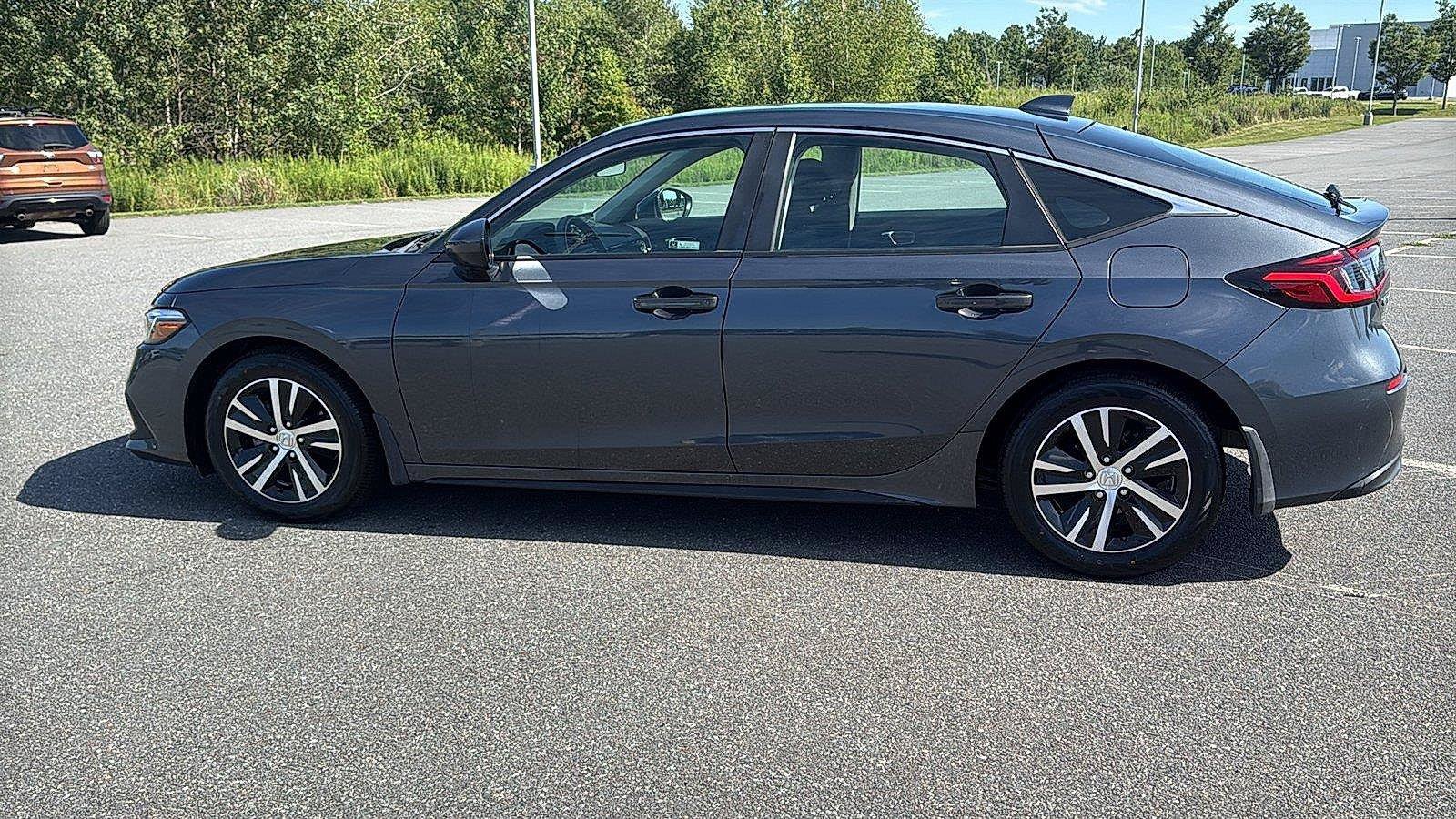 Used 2023 Honda Civic LX image 10