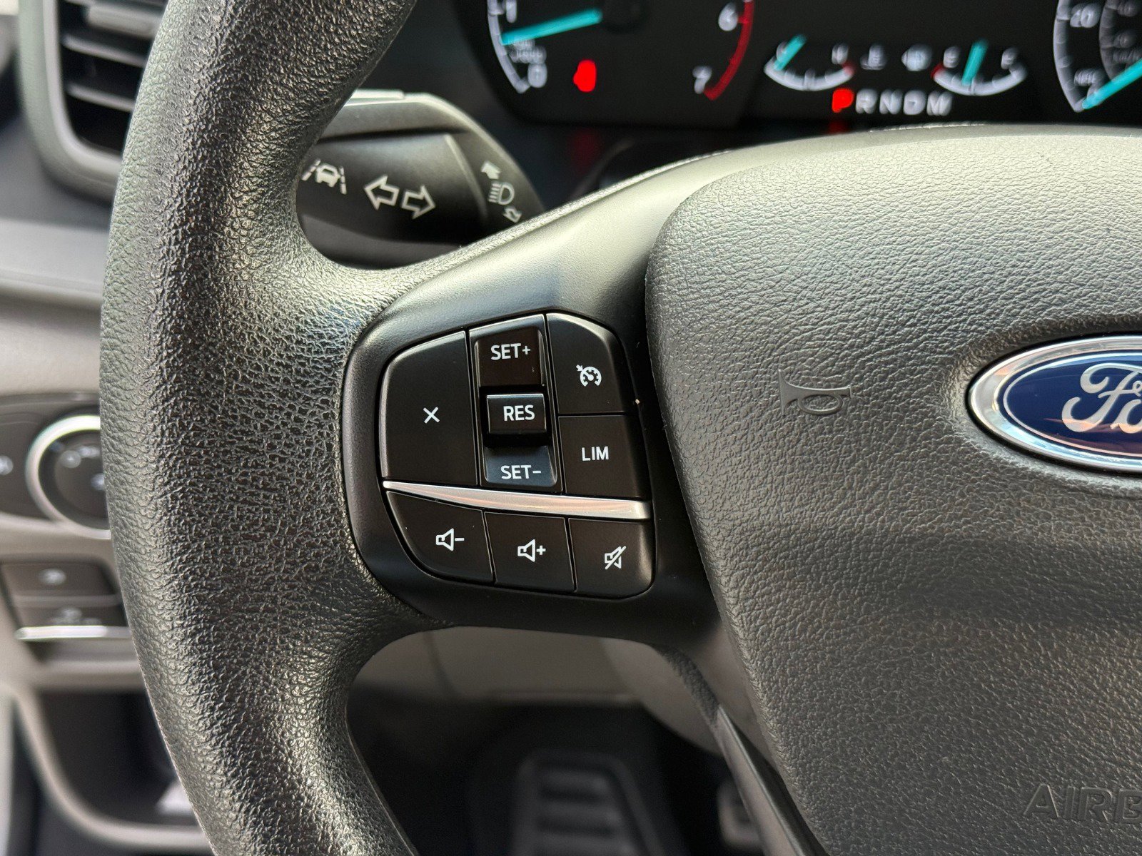 Used 2023 Ford Transit 350 XLT image 19