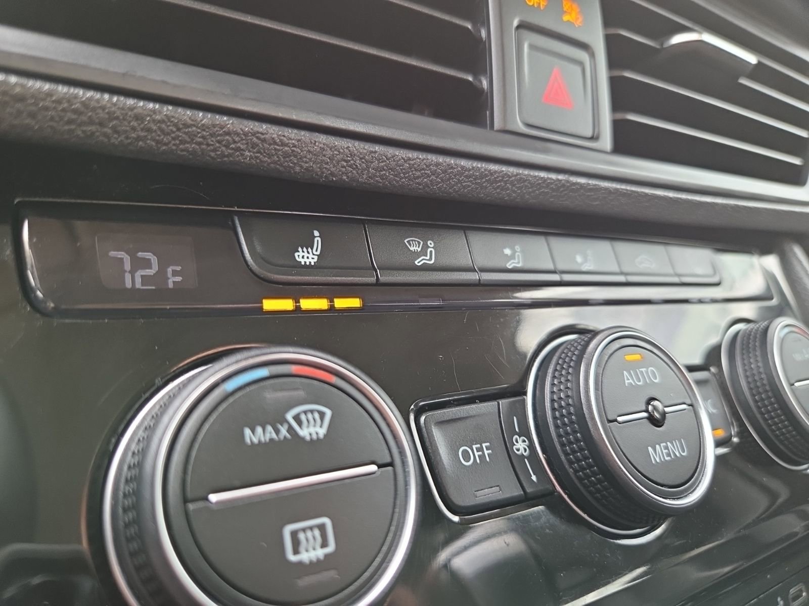 Certified 2022 Volkswagen Jetta SE FWD image 30