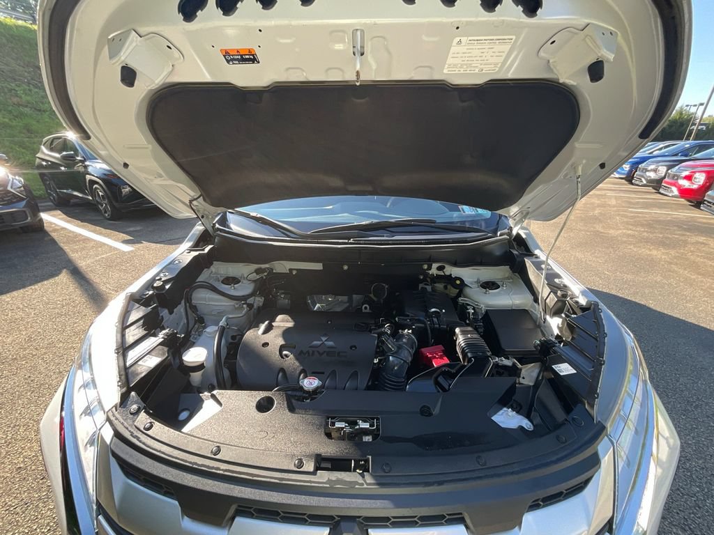 Used 2022 Mitsubishi Outlander Sport ES FWD image 27