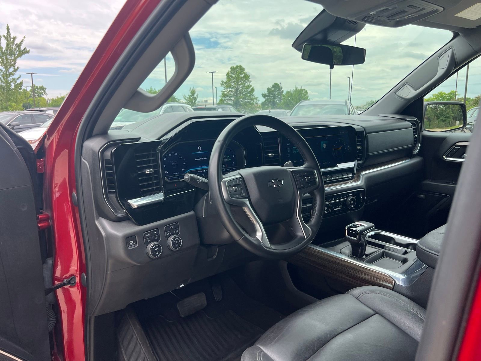 Used 2023 Chevrolet Silverado 1500 RST w/ Convenience Package II AWD/4WD image 21