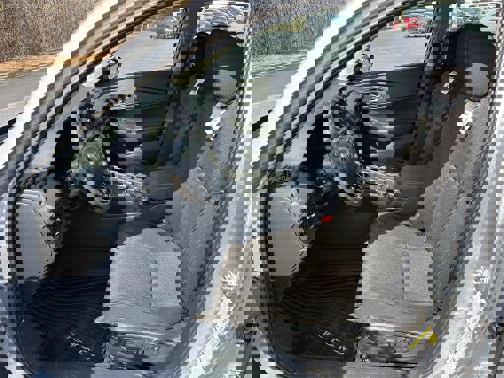 New 2025 Honda Accord SE image 12