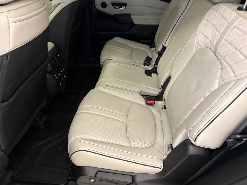 New 2026 Honda Pilot Elite image 18