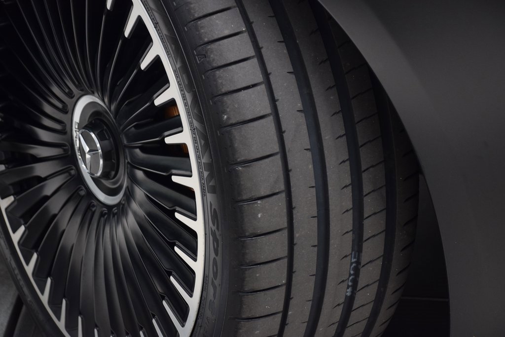 Certified 2024 Mercedes-Benz EQS AMG 4MATIC image 30