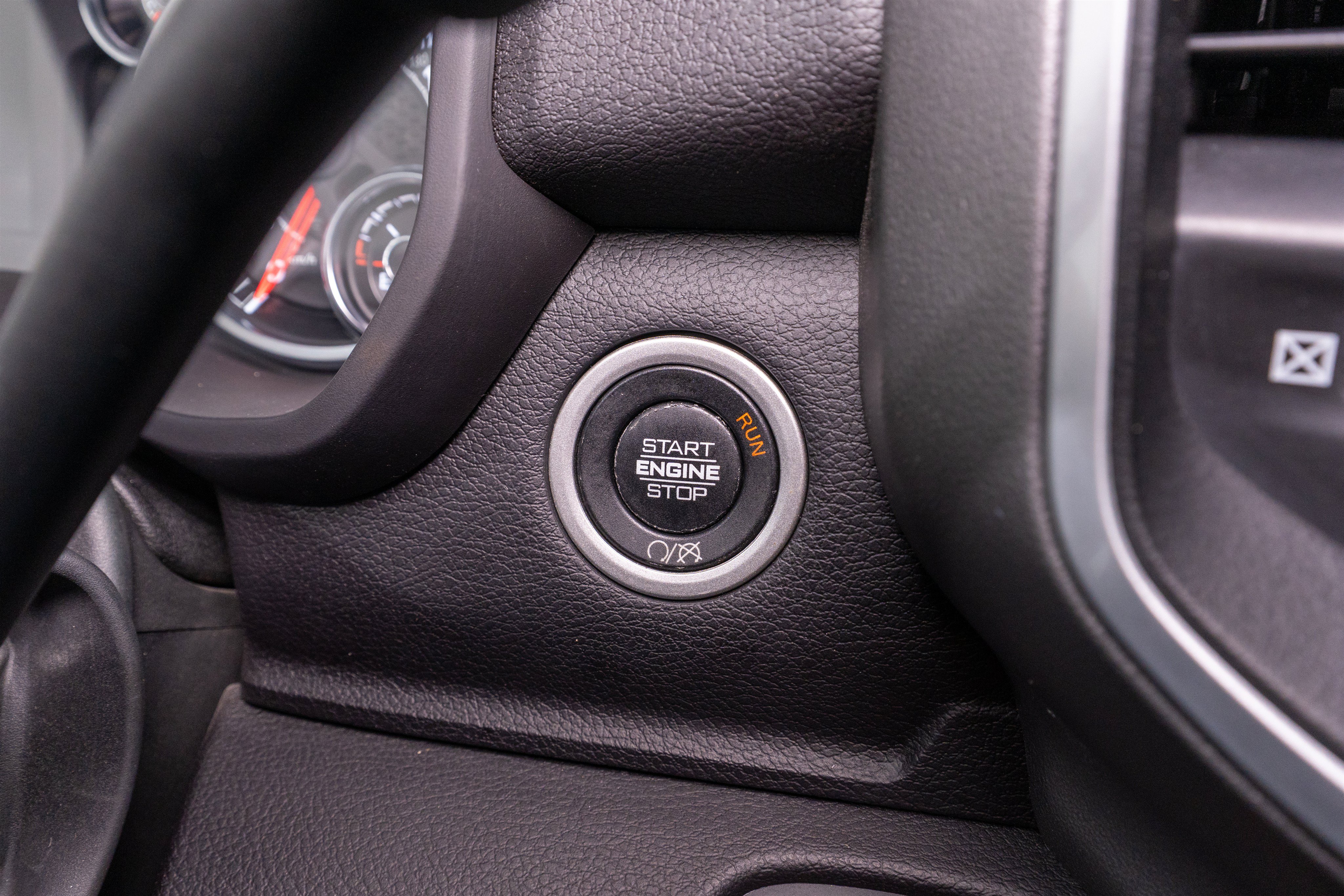 Used 2024 RAM 2500 Big Horn AWD/4WD image 21