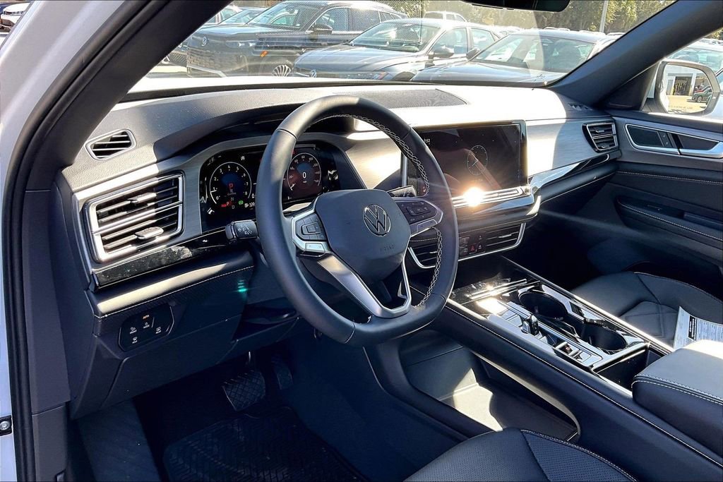 New 2026 Volkswagen Atlas Cross Sport SE FWD image 14