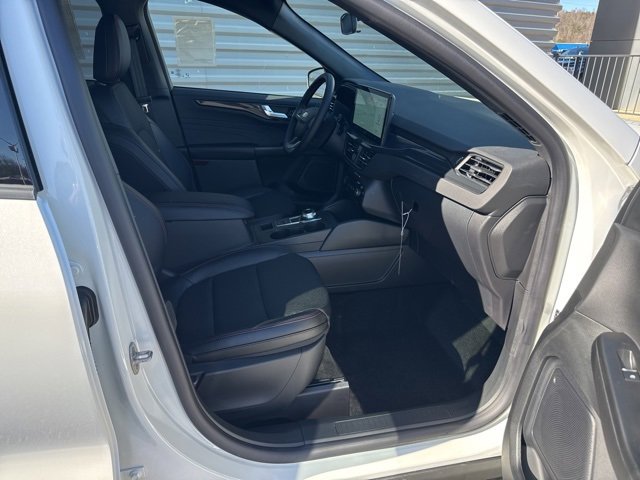 New 2025 Ford Escape ST-Line w/ Tech Pack #1 image 35
