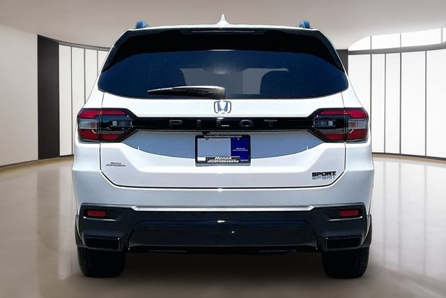 Certified 2026 Honda Pilot Sport image 5