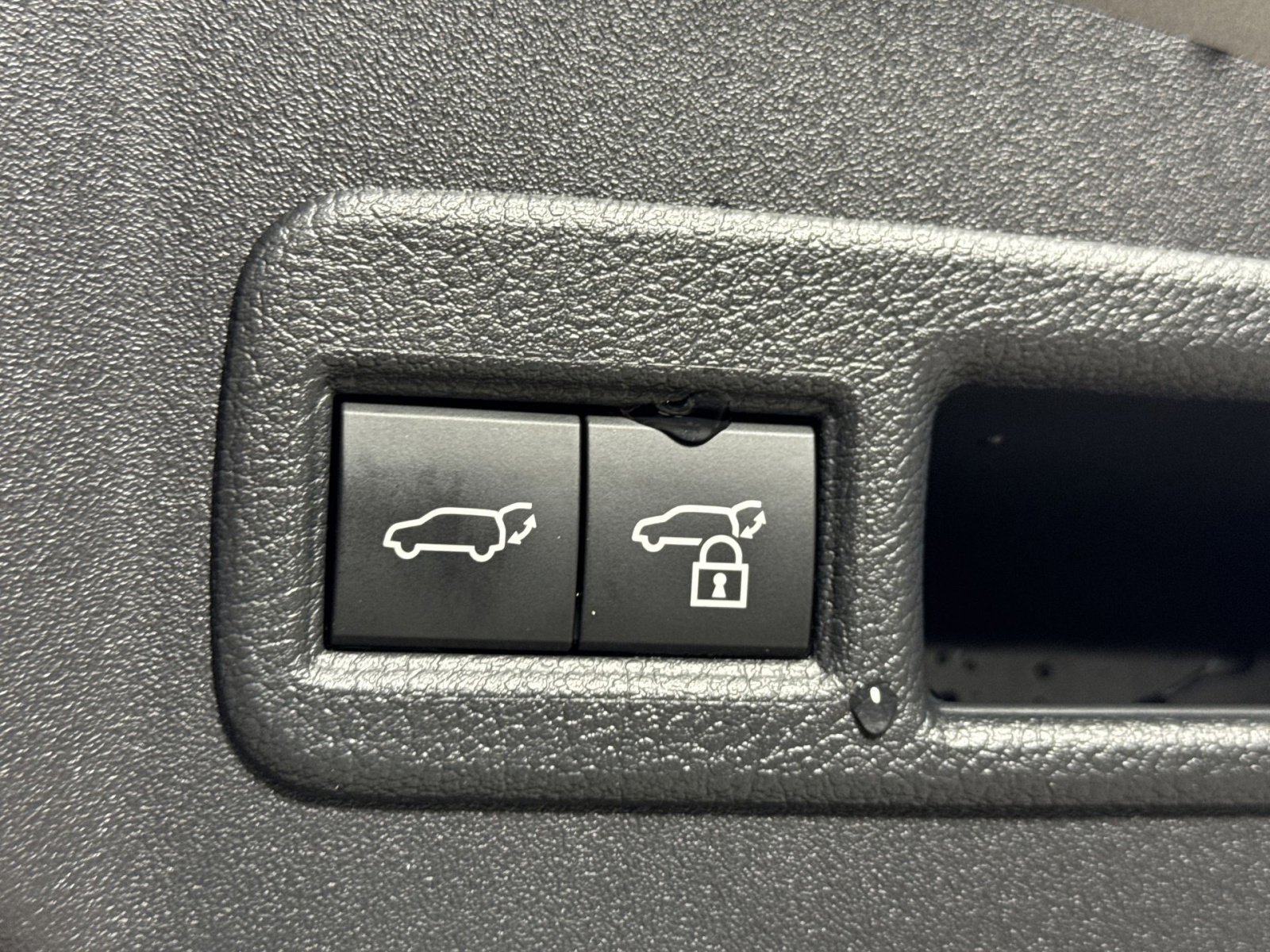 Used 2024 Toyota bZ4X Limited w/ Weather Package image 31