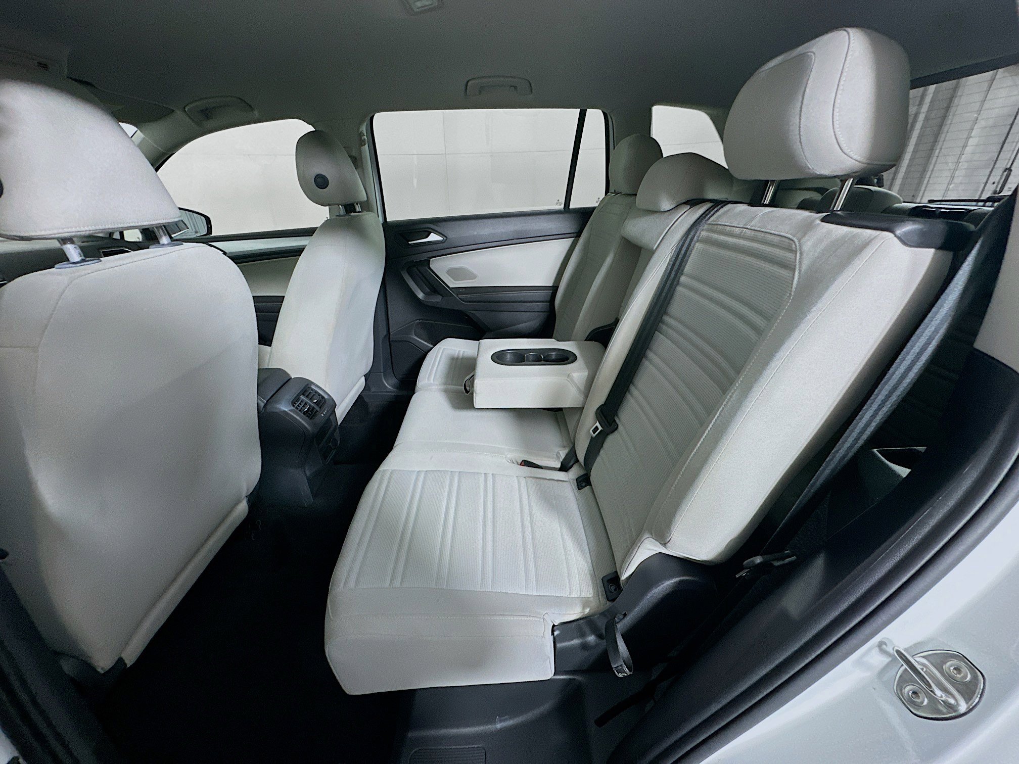 Used 2024 Volkswagen Tiguan S image 28