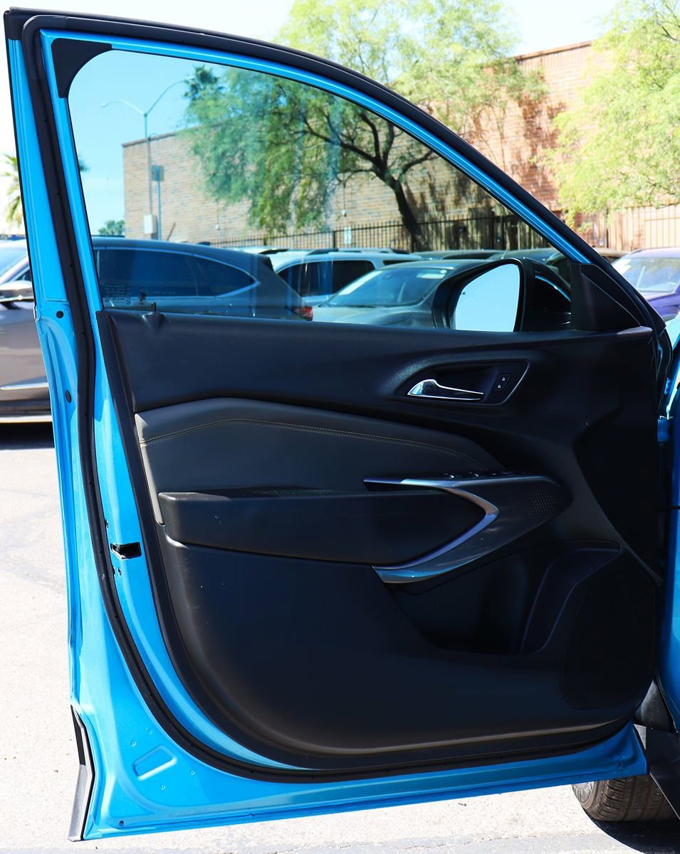 Used 2025 Chevrolet Trax ACTIV w/ Driver Confidence Package FWD image 36