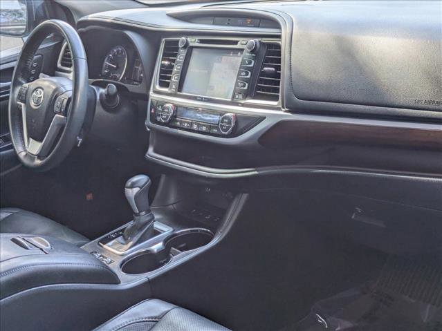Used 2015 Toyota Highlander Limited AWD/4WD image 21