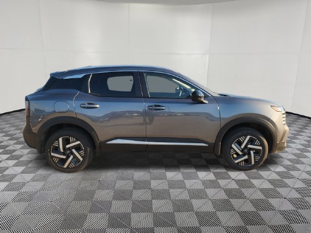 New 2027 Nissan Kicks SV FWD image 4