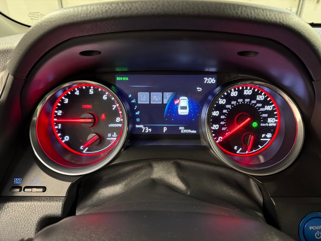 Used 2020 Toyota Camry XSE FWD image 22