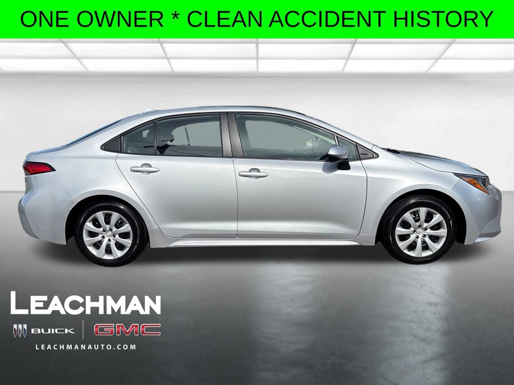 Used 2024 Toyota Corolla LE FWD video 2