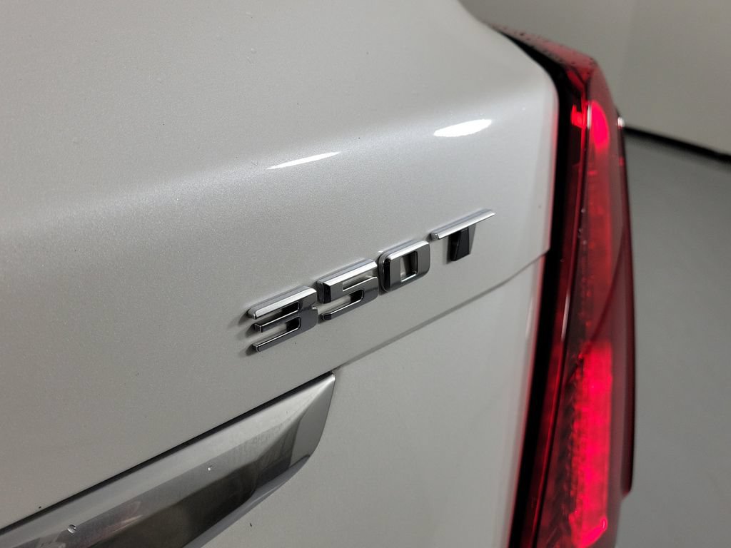 Certified 2023 Cadillac XT5 Premium Luxury w/ Technology Package FWD image 6