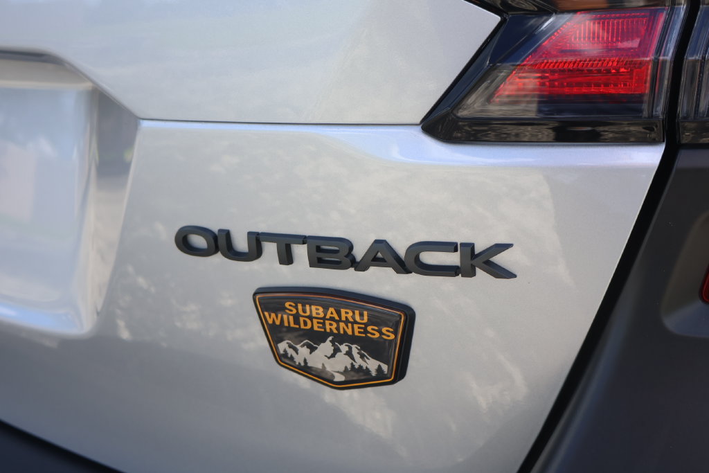 Certified 2023 Subaru Outback Wilderness AWD/4WD image 9