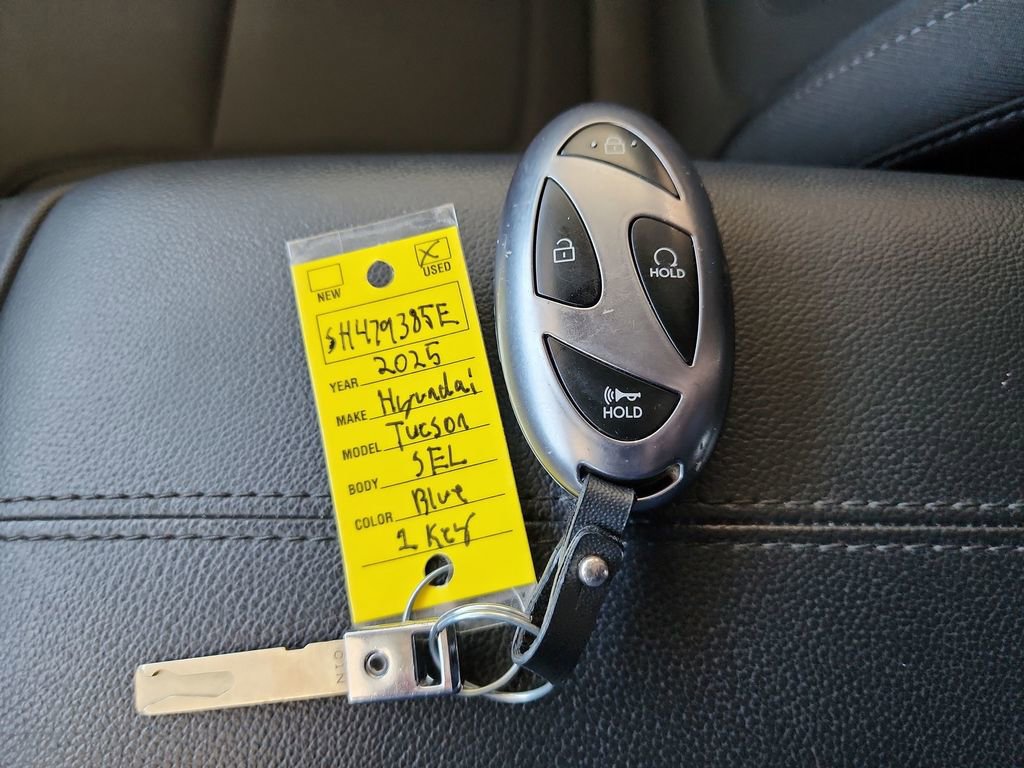 Used 2025 Hyundai Tucson SEL FWD image 42