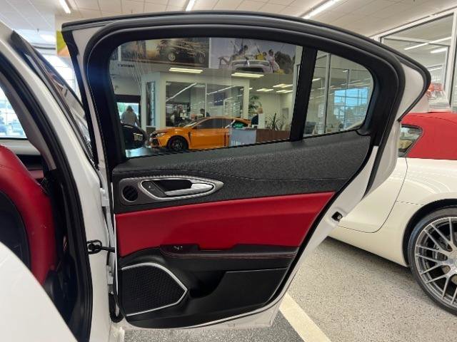 Used 2019 Alfa Romeo Giulia Ti Sport w/ Quick Order Package 22U Sport RWD image 38