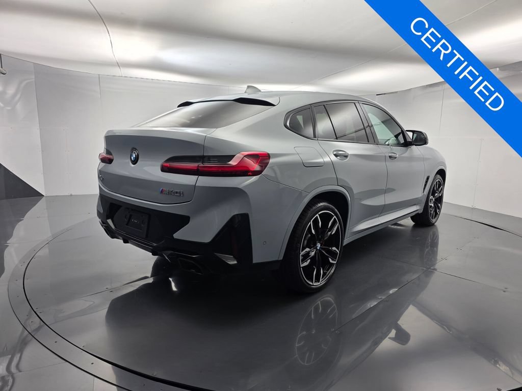 Certified 2025 BMW X4 M40i w/ Premium Package AWD/4WD image 4