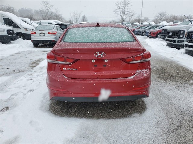 Used 2017 Hyundai Elantra SE image 5