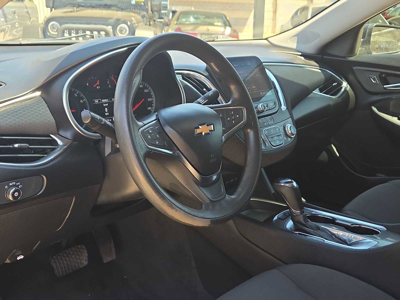 Used 2020 Chevrolet Malibu LT image 10