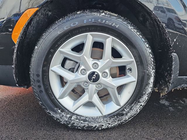 Used 2025 Kia Soul LX w/ LX Technology Package image 29