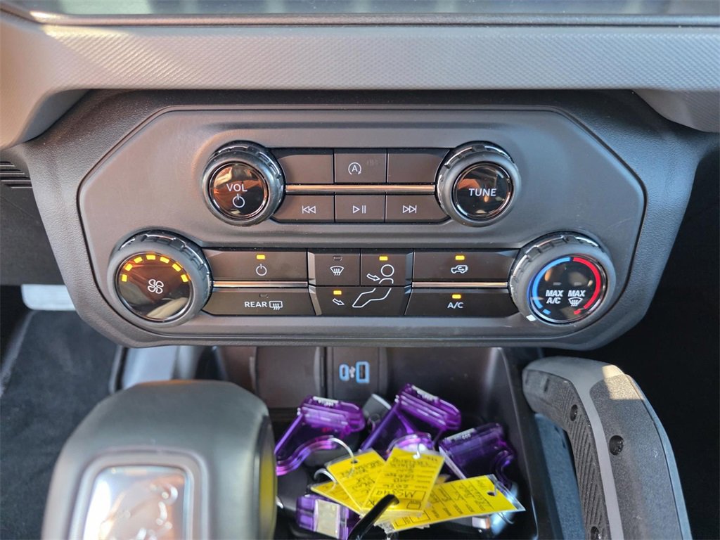 Used 2024 Ford Bronco Big Bend image 22