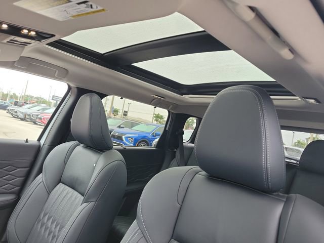 New 2026 Mitsubishi Outlander SEL image 19