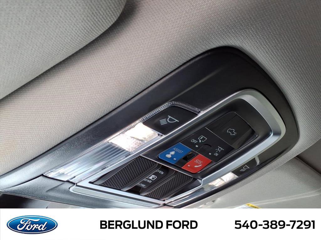 Used 2024 RAM 3500 Laramie w/ Bed Utility Group image 32