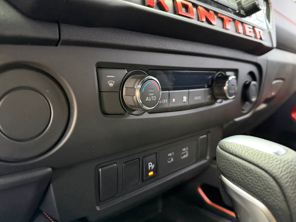 Used 2025 Nissan Frontier Pro-X RWD image 21
