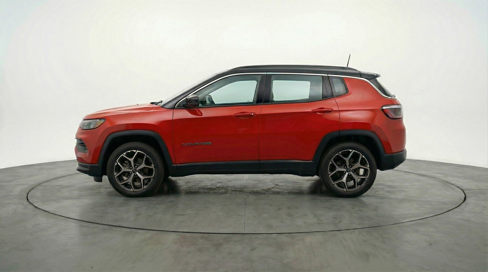 Used 2025 Jeep Compass Limited AWD/4WD image 5