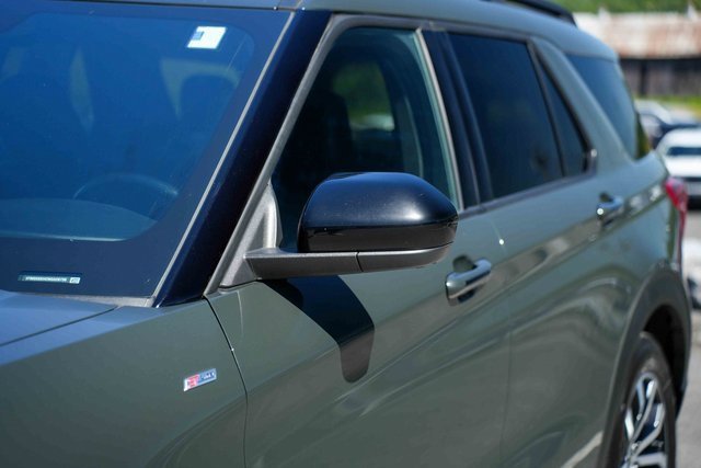 Used 2022 Ford Explorer ST-Line image 10