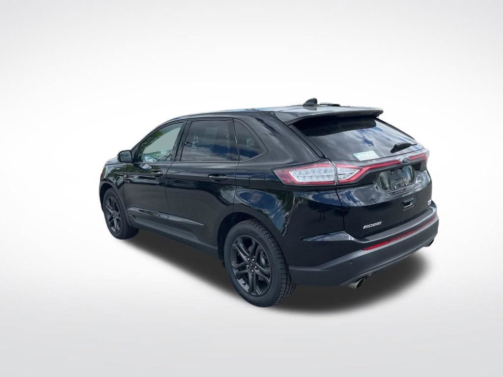 Used 2018 Ford Edge SEL w/ Equipment Group 201A AWD/4WD image 3