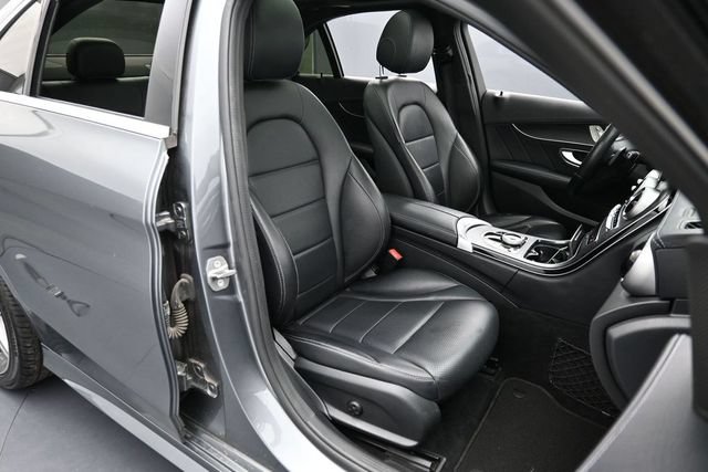Used 2017 Mercedes-Benz C 300 4MATIC Sedan image 30