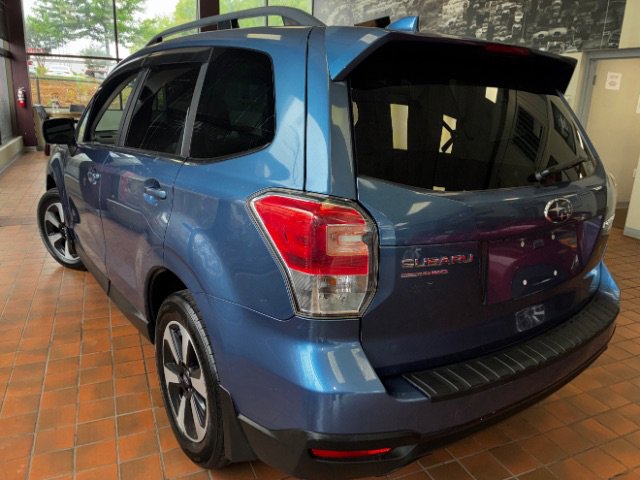 Used 2017 Subaru Forester 2.5i Premium w/ All-Weather Package AWD/4WD image 6