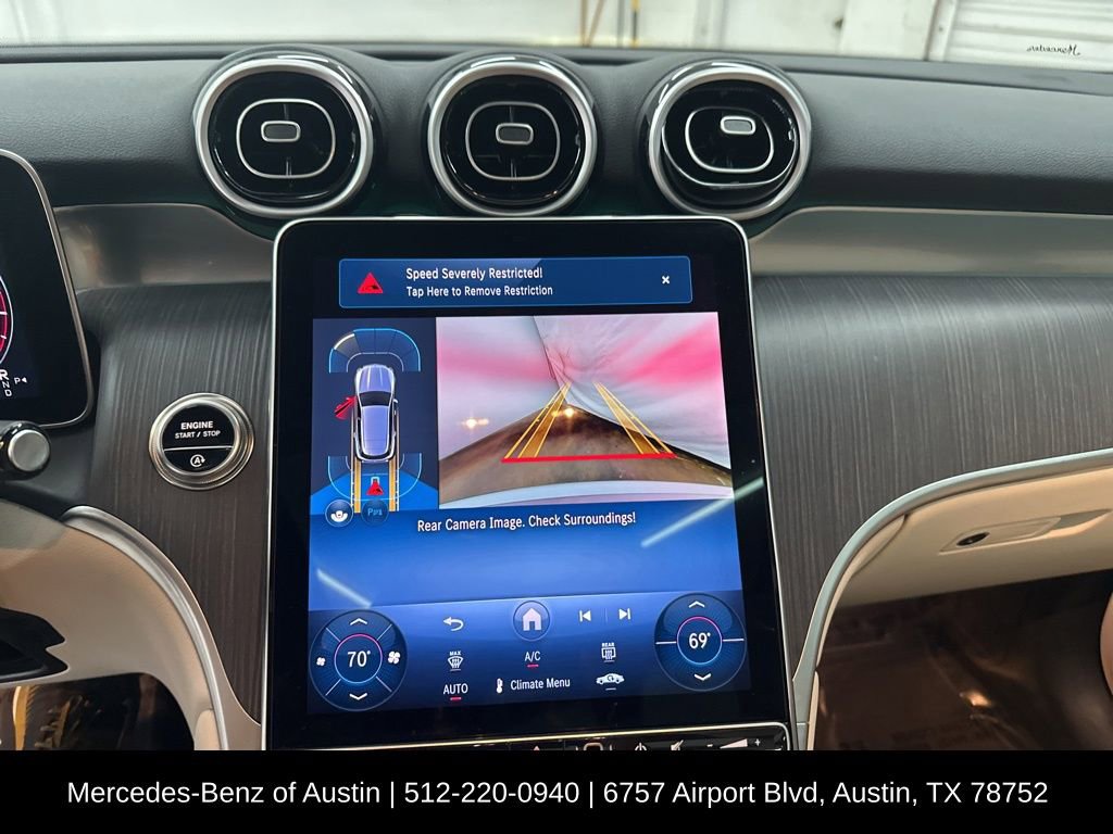 Used 2025 Mercedes-Benz GLC 300 image 18