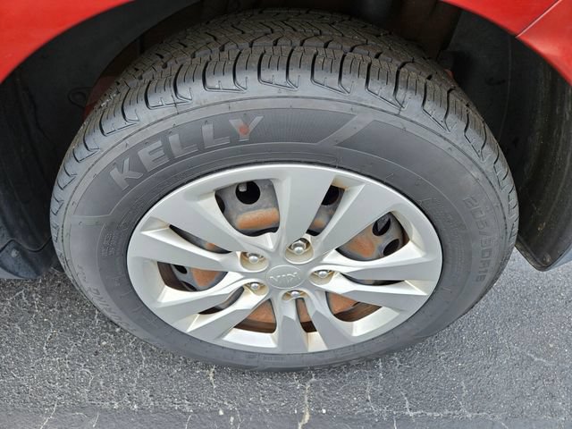 Used 2020 Kia Soul LX FWD image 13
