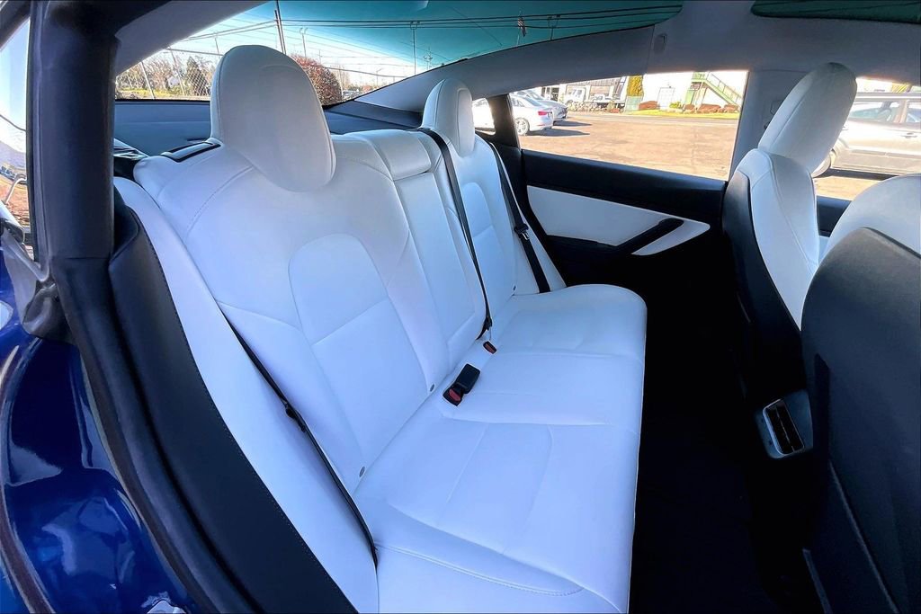 Used 2019 Tesla Model 3 Long Range image 21