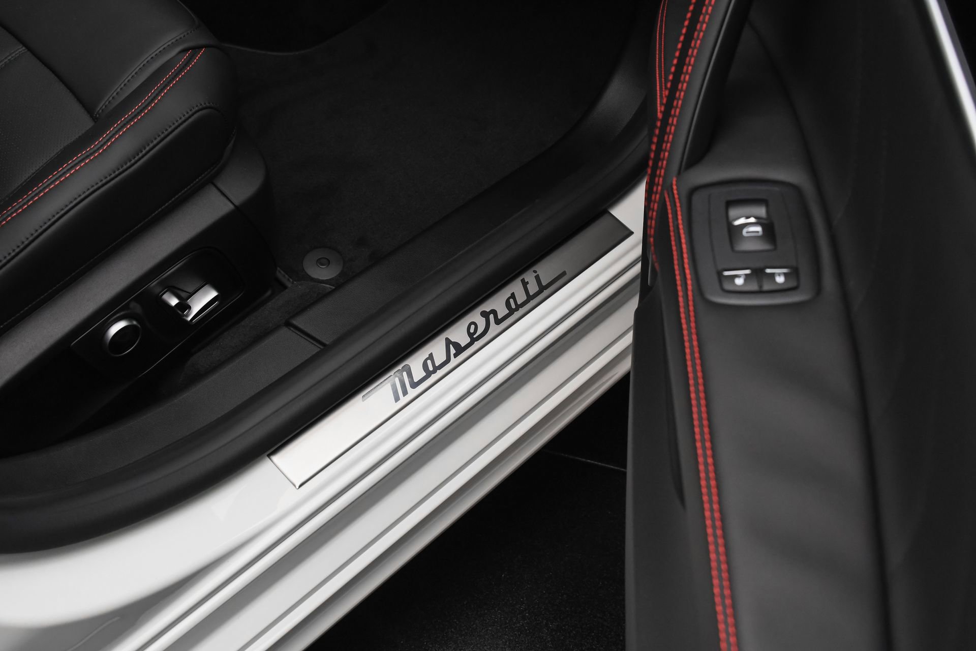 New 2024 Maserati Ghibli Modena image 44