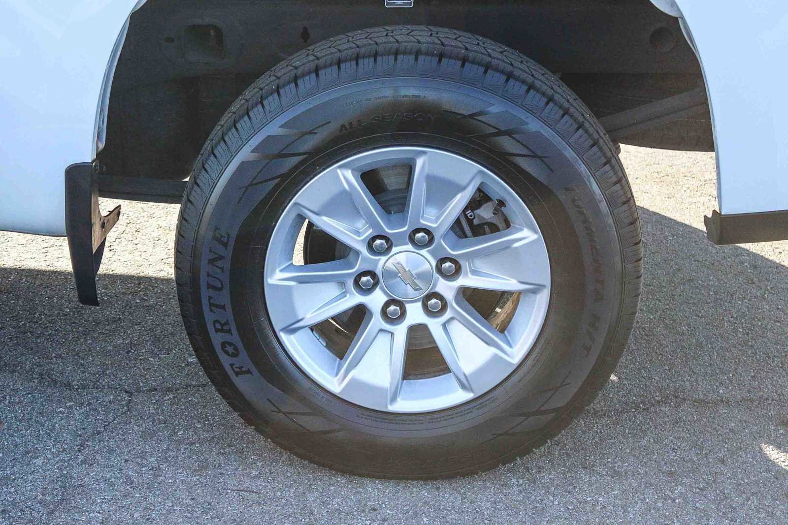 Used 2022 Chevrolet Silverado 1500 LT image 8