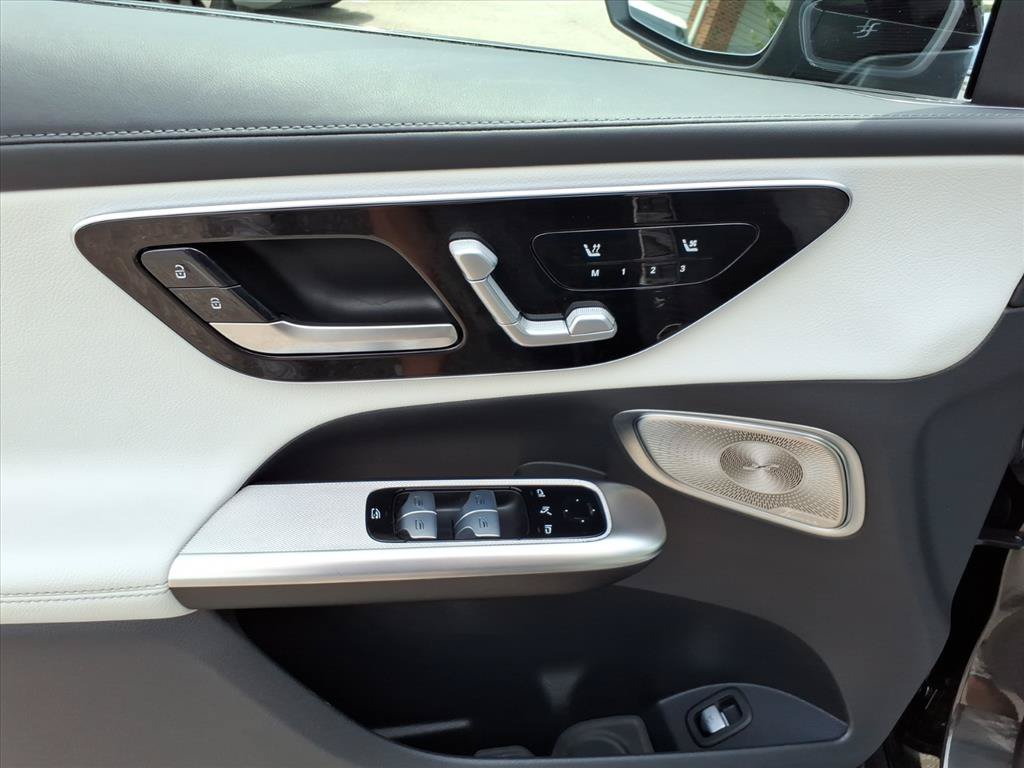 Certified 2024 Mercedes-Benz GLC 300 4MATIC image 14