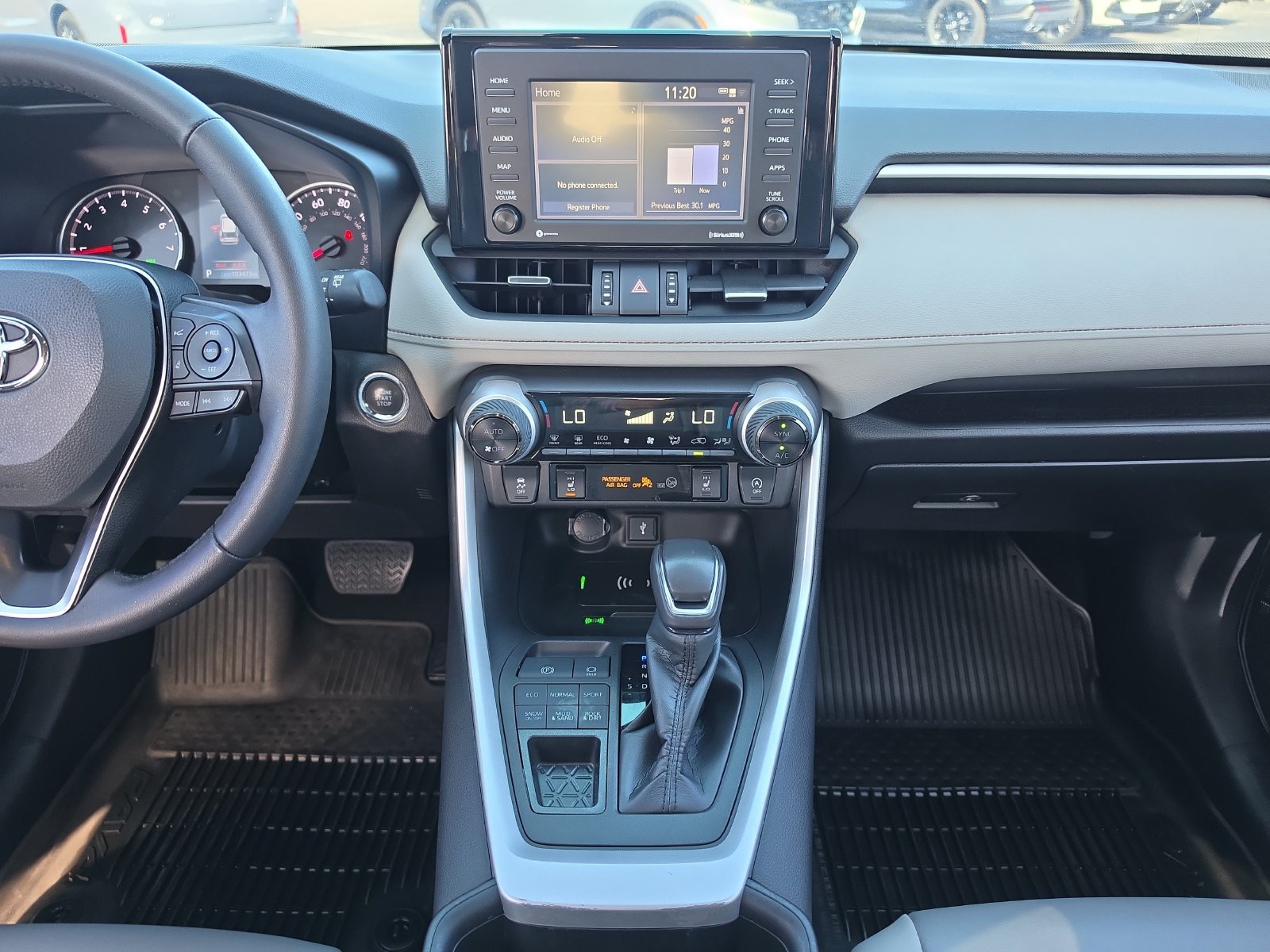 Used 2022 Toyota RAV4 XLE Premium AWD/4WD image 11