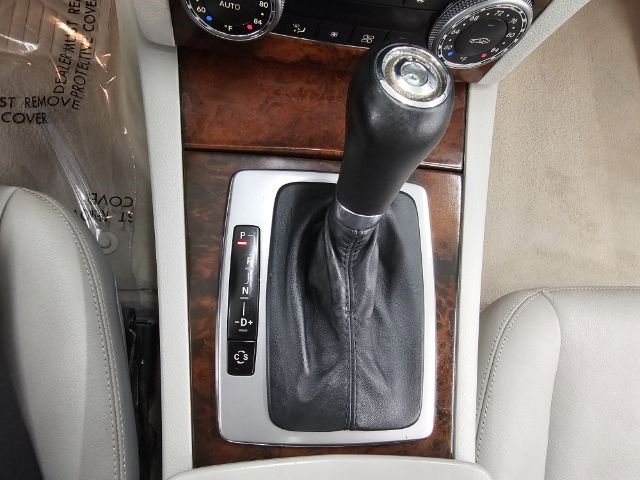 Used 2009 Mercedes-Benz C 300 Sedan image 18