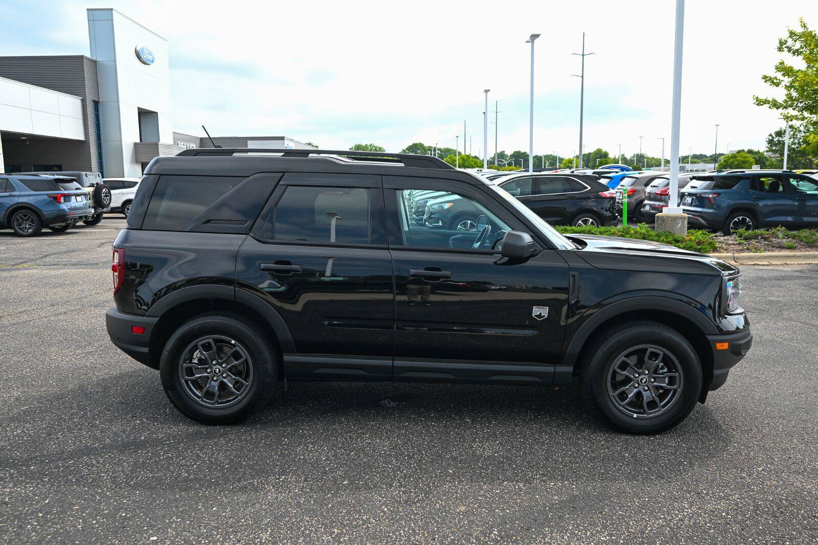 Used 2023 Ford Bronco Sport Big Bend w/ Convenience Package AWD/4WD image 3
